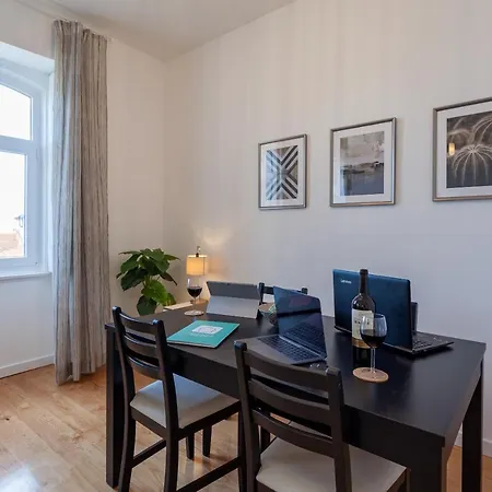 Beguest Living Sintra